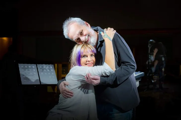 Favid Lebón y Fabiana Cantilo