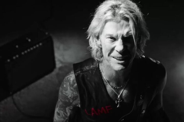 El legendario bajista de Guns N' Roses, Duff McKagan, comparte su perspectiva sobre la música, la IA y su próximo álbum 'Lighthouse' en una conversación reveladora con Dan Jones.