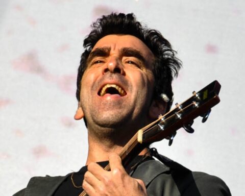 pedropiedra cantando en el festival rec