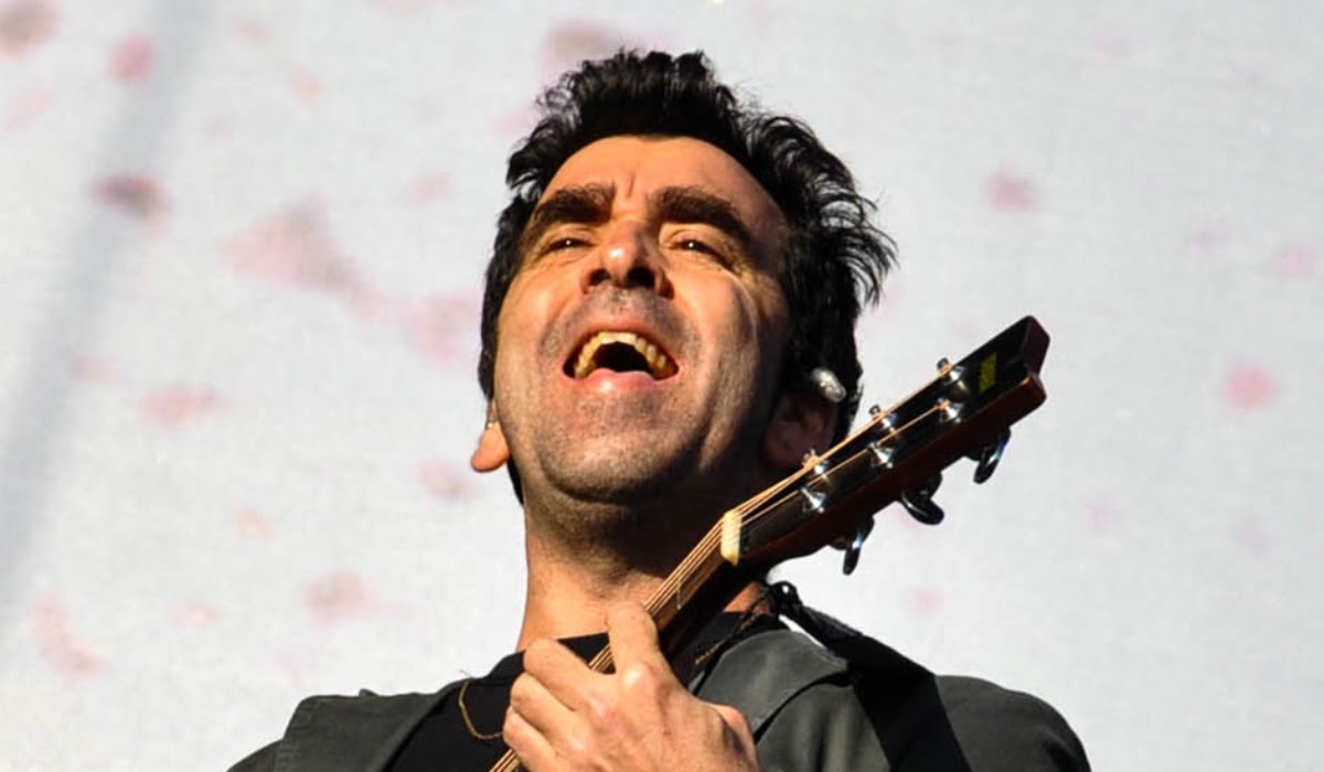 pedropiedra cantando en el festival rec