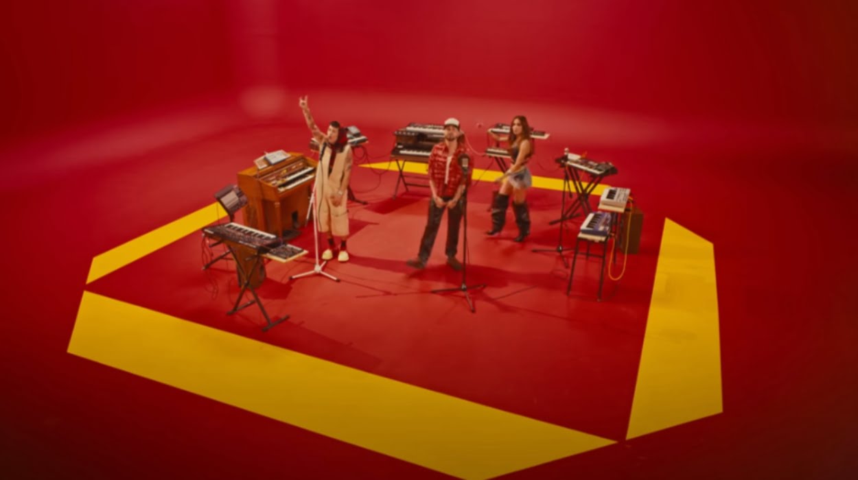 Video de Justin Quiles "Faldas y gistros"