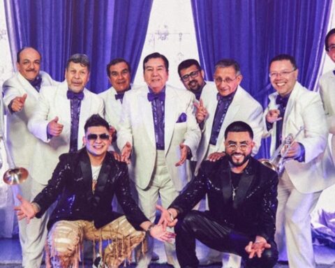 La Sonora de Tommy Rey con Carlitos Junior y El Calle Latina