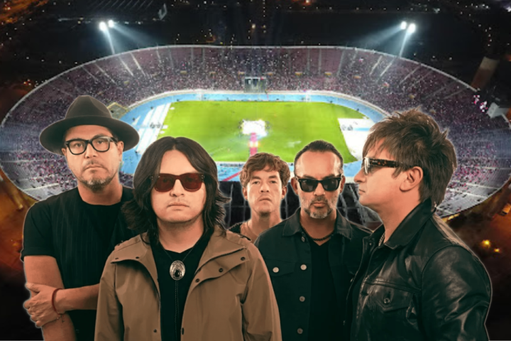en primer plano la banda los bunkers y de fondo una toma aerea del estadio nacional de chile