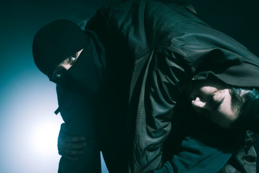Octubre Bomba: el thriller teatral que estalla en Estación Mapocho 3 octubre bomba obra de teatro 2025